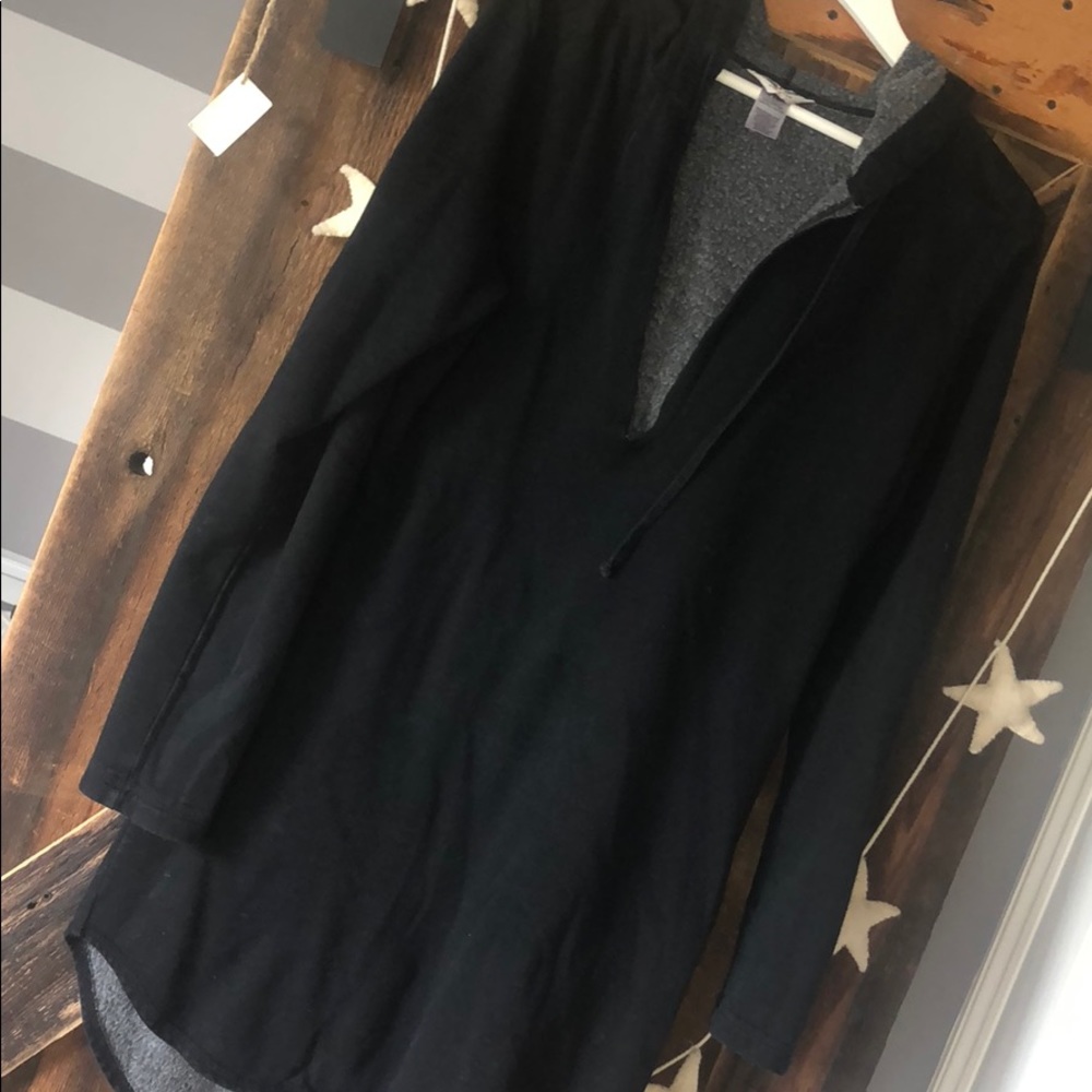 Hard tail tunic